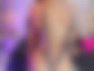 xcarlet milf's Live Sex Cam Show