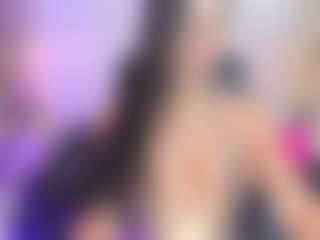 xcarlet milf's Live Sex Cam Show