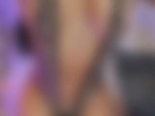 xcarlet milf's Live Sex Cam Show
