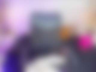 xcarlet milf's Live Sex Cam Show