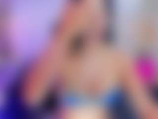 xcarlet milf's Live Sex Cam Show