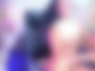 xcarlet milf's Live Sex Cam Show