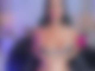 xcarlet milf's Live Sex Cam Show