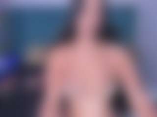 xcarlet milf MILF webcam performer live streaming