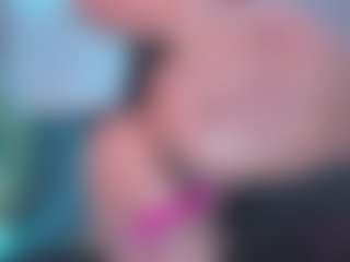Live cam show with xcarlet milf - Flashing on CamSextacy