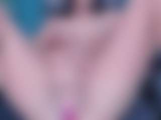 xcarlet milf's Live Sex Cam Show