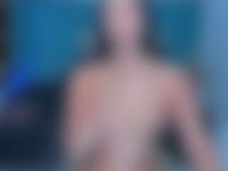 xcarlet milf's Live Sex Cam Show