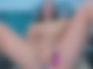 xcarlet milf's Live Sex Cam Show