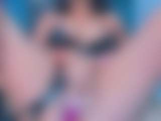 xcarlet milf's Live Sex Cam Show