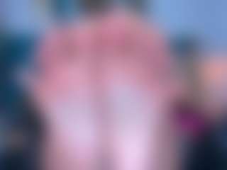 Live cam show with xcarlet milf - Striptease MILF on CSO-WL