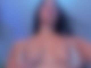 xcarlet milf's Live Sex Cam Show