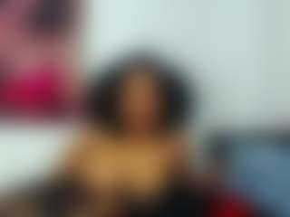 Live cam show with gianasmith - Bedroom on friskycurves.com