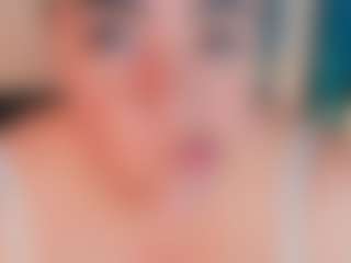 Live cam show with saramontoya - Role Play on Camsoda