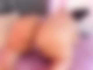 saramontoya's Live Sex Cam Show