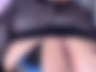 saramontoya's Live Sex Cam Show