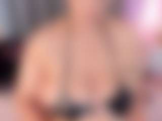 Live cam show with saramontoya - Strapon on Camversity