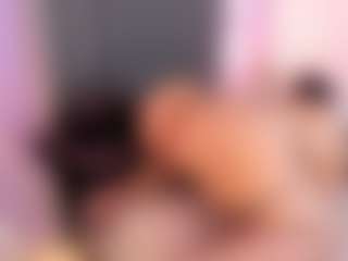 Live cam show with saramontoya - Double Penetration on Camsoda