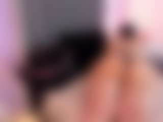 Live cam show with saramontoya - Role Play on xDating