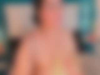 Live cam show with saramontoya - Drinking on Camsoda