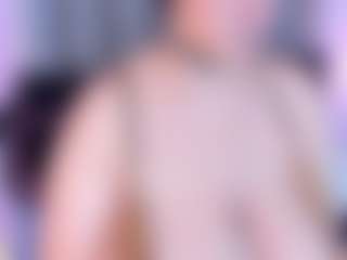 Live cam show with saramontoya - Brown Eyes on livesuperchat.net