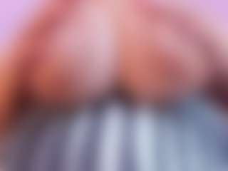 saramontoya's Live Sex Cam Show