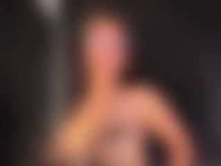 Live cam show with Anny Luna - Double Penetration on Gym Cam Girls