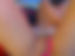 Live cam show with Anny Luna - Brown Eyes Brown Hair on Camsoda