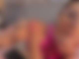 Show live cam dengan Anny Luna - Brown Eyes Brown Hair di Camsoda