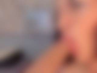 Live cam show with Anny Luna - Double Penetration on luckytryst.com