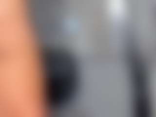 Anny Luna's Live Sex Cam Show