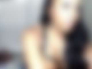 chaneldreamzz's Live Sex Cam Show