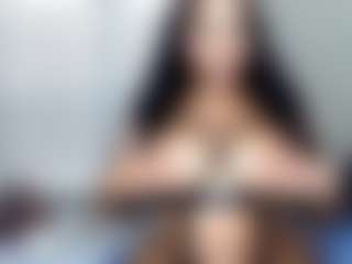 chaneldreamzz's Live Sex Cam Show