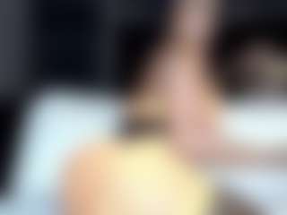 chaneldreamzz's Live Sex Cam Show