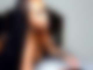 chaneldreamzz's Live Sex Cam Show