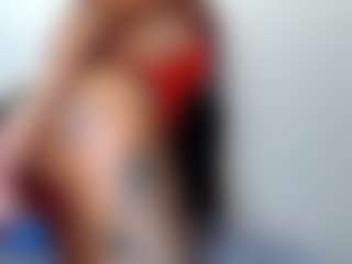 chaneldreamzz's Live Sex Cam Show