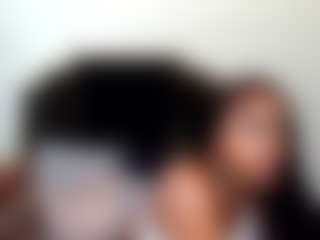 chaneldreamzz's Live Sex Cam Show