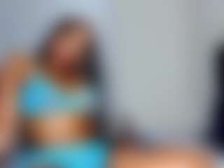 chaneldreamzz's Live Sex Cam Show