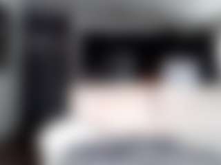 chaneldreamzz's Live Sex Cam Show