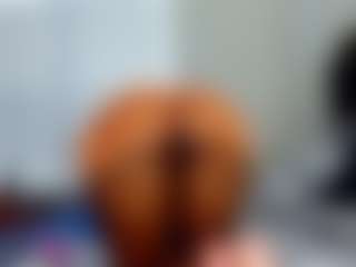 chaneldreamzz's Live Sex Cam Show