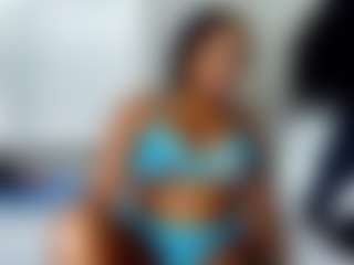 chaneldreamzz's Live Sex Cam Show