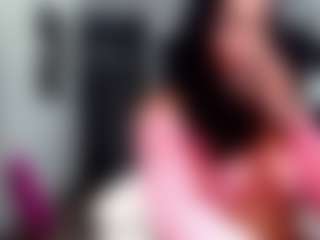 chaneldreamzz's Live Sex Cam Show