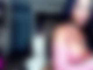 chaneldreamzz's Live Sex Cam Show