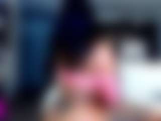 chaneldreamzz's Live Sex Cam Show