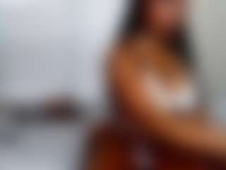 chaneldreamzz's Live Sex Cam Show
