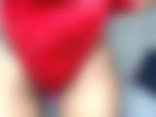 chaneldreamzz's Live Sex Cam Show