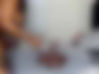 chaneldreamzz's Live Sex Cam Show