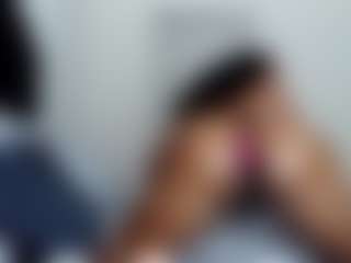 chaneldreamzz's Live Sex Cam Show