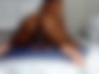 chaneldreamzz's Live Sex Cam Show