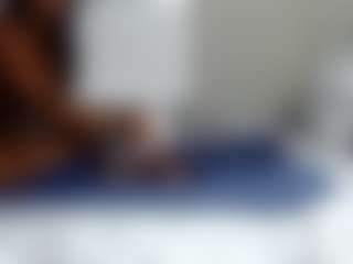 chaneldreamzz's Live Sex Cam Show