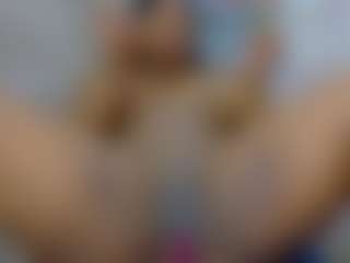 tiffanyfiire's Live Sex Cam Show